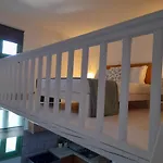 Romantic Loft 1 *