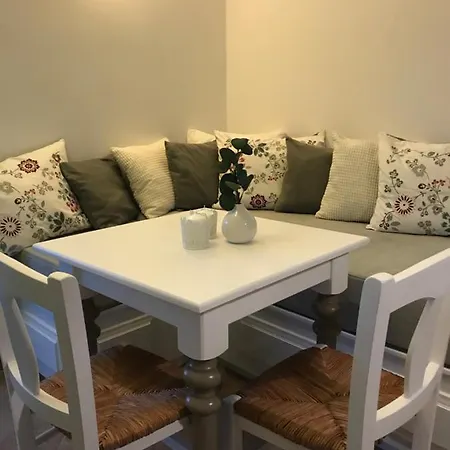 Romantic Loft 1 *
